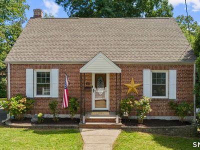 213 Knapps Highway