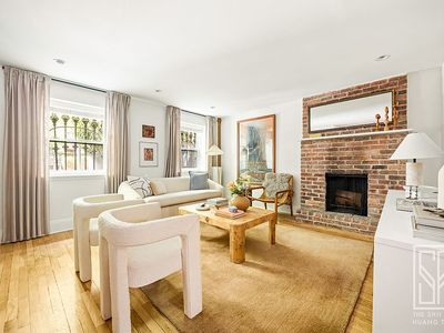 391 3rd St APT 1