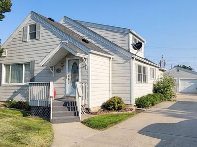 2309 Leighton Blvd
