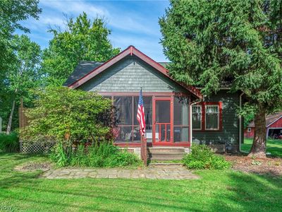 Property at 8424 Usher Rd, Olmsted Falls, OH