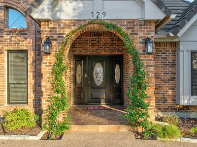 129 Crest View Dr