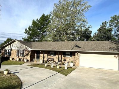 221 Sooner Rd