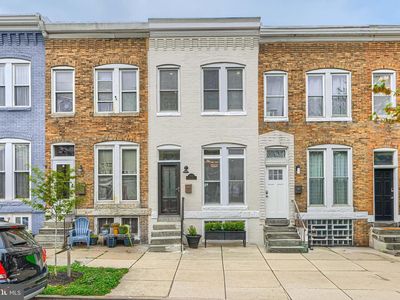 2713 Hampden Ave