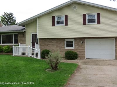 Property at 315 N Carole Dr, Elsie, MI