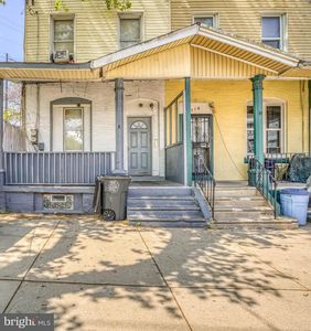 1212 Belmont Ave