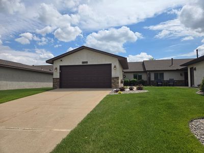 2126 Vierling Dr E