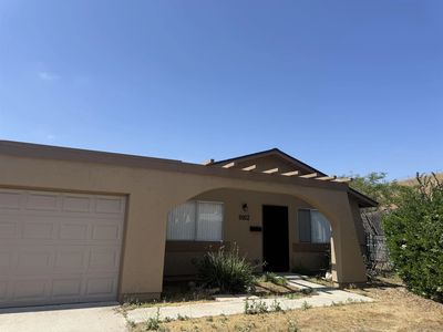 9902 Saddleback Dr
