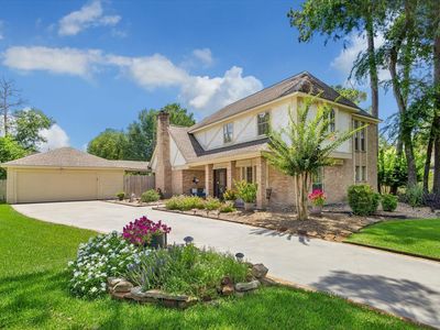 5327 Lacreek Ln