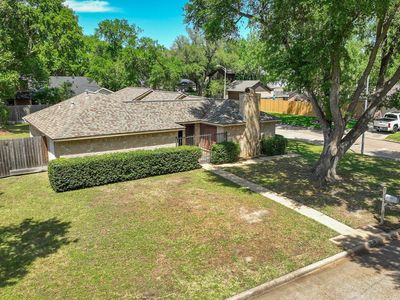 14902 Beechmoor Dr
