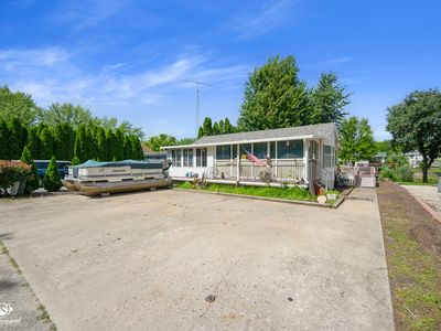 223 Largemouth Ln
