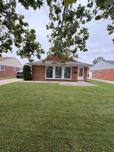 Property at 18075 Hinton St, Riverview, MI