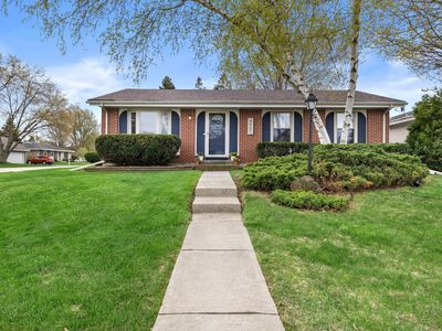 4901 Regal COURT
