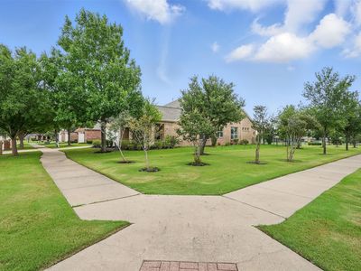 7318 Spruce Creek Ln