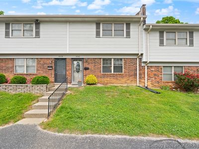 3041 Wooded Way