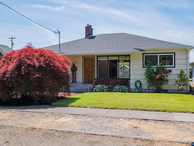 1137 N 4th Ave