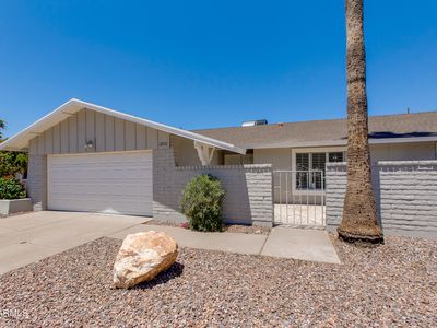 1206 E GREENWAY Drive