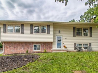1248 S 164th Ave