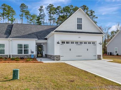 Property at 204 Oak Pointe Cir, Lumberton, NC