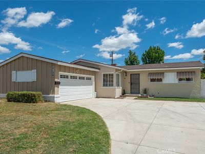 Property at 8138 Irondale Ave, Winnetka, CA