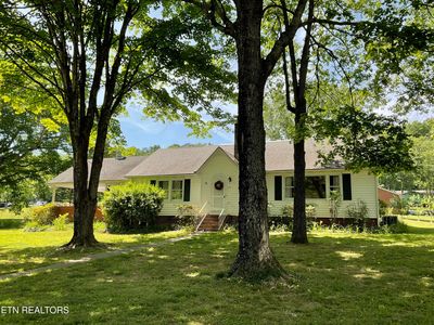 328 Ridgeview Dr
