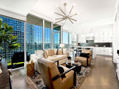 1616 W End Ave #2004