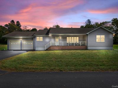 1 Van Avenue