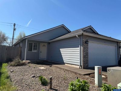 130 Lyon Pl SE