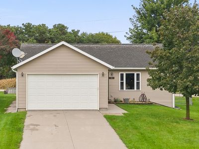 Property at 82 Bindl Dr, Reedsburg, WI