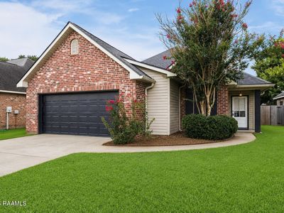 213 Colchester Dr