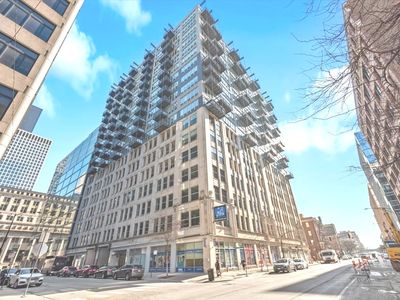 565 W Quincy St UNIT 1008