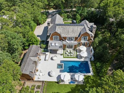 34 Fair Hills Ln