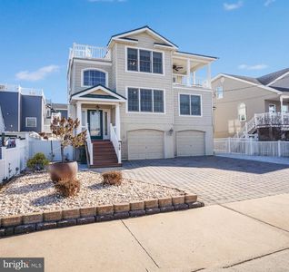 1709 Long Beach Blvd