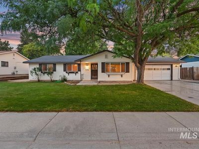 7505 W Snohomish St