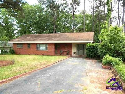204 Springdale Dr