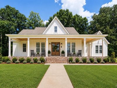 108 Cherokee Dr