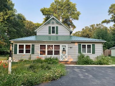 1616 Burke Blvd