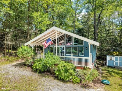 17 Hemlock Ln