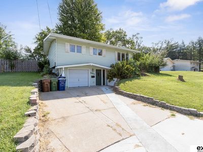 1303 Freeman Dr