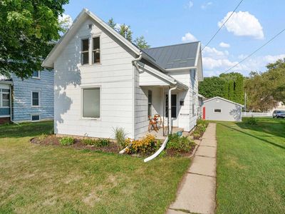 218 Cleveland St
