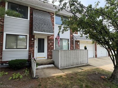 5484 Wildwood Ct APT B