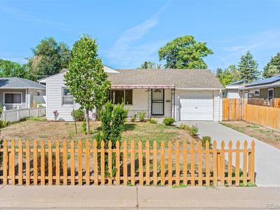 4985 Tejon Street