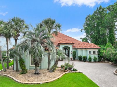 644 Bayshore Dr