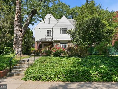 3721 Massachusetts Ave NW