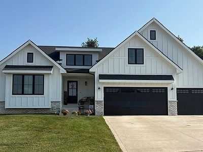 807 E Trail Ridge Ave