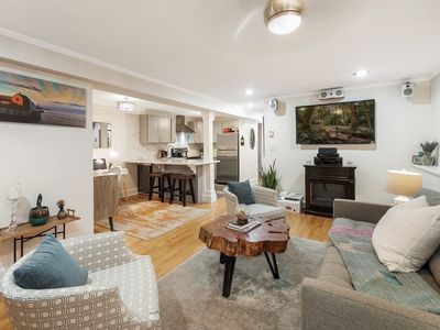 519 Columbus Ave APT 1