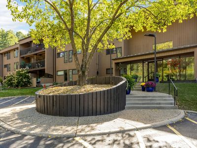 705 E Burnsville Pkwy APT 114