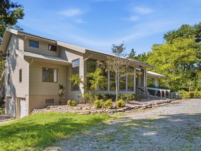 5052 John Hagar Rd
