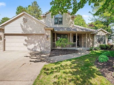 2011 Trail Wood Cir E