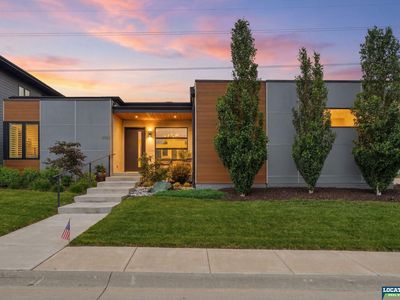 8556 Birkett Dr