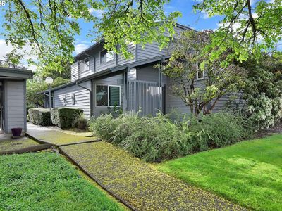 2700 Harlow Rd